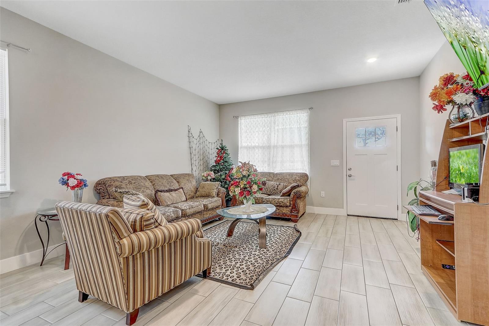 Image 6 of 28 For 309 13th Street