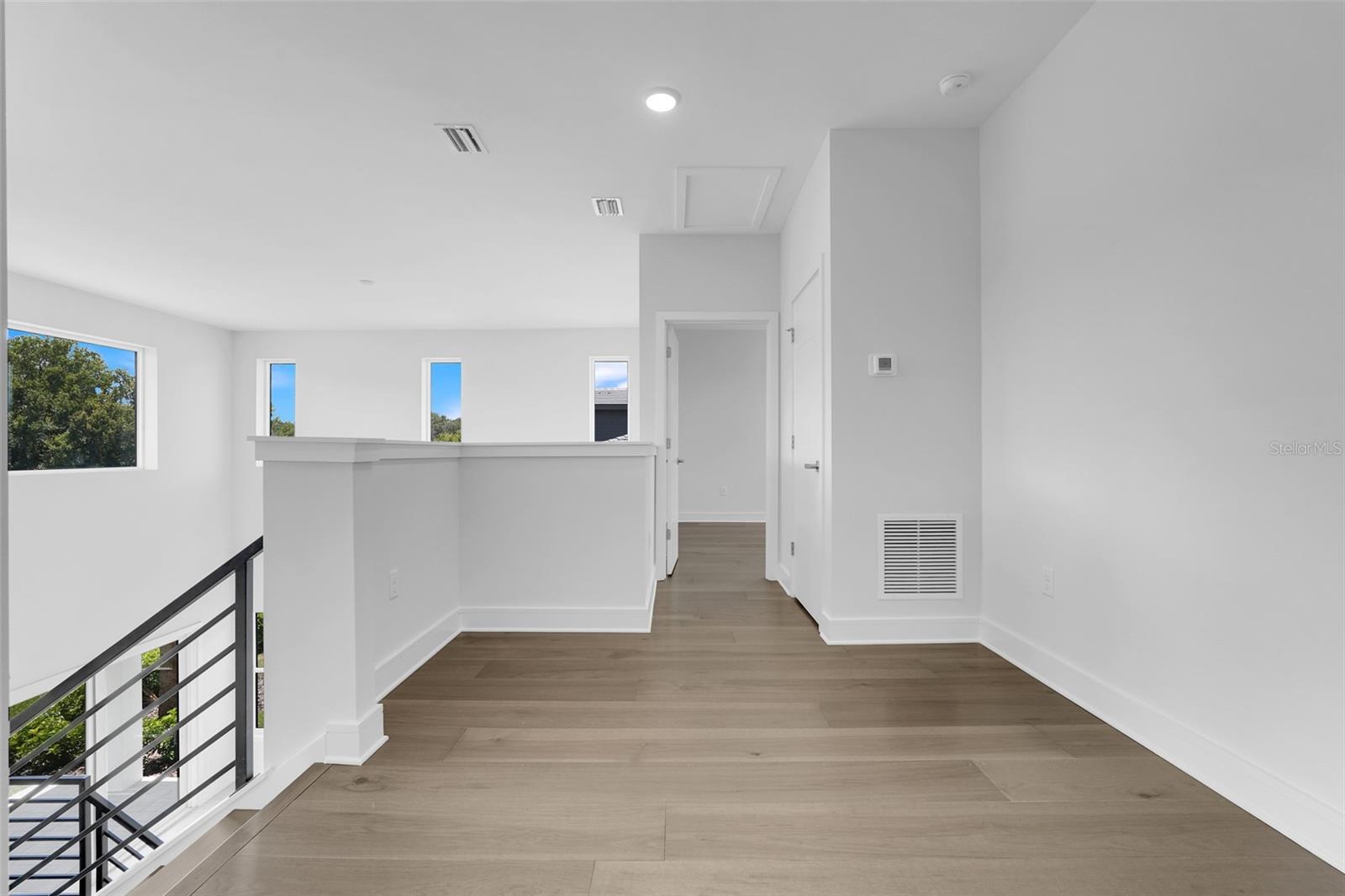 Image 25 of 55 For 3036 Kensington Avenue