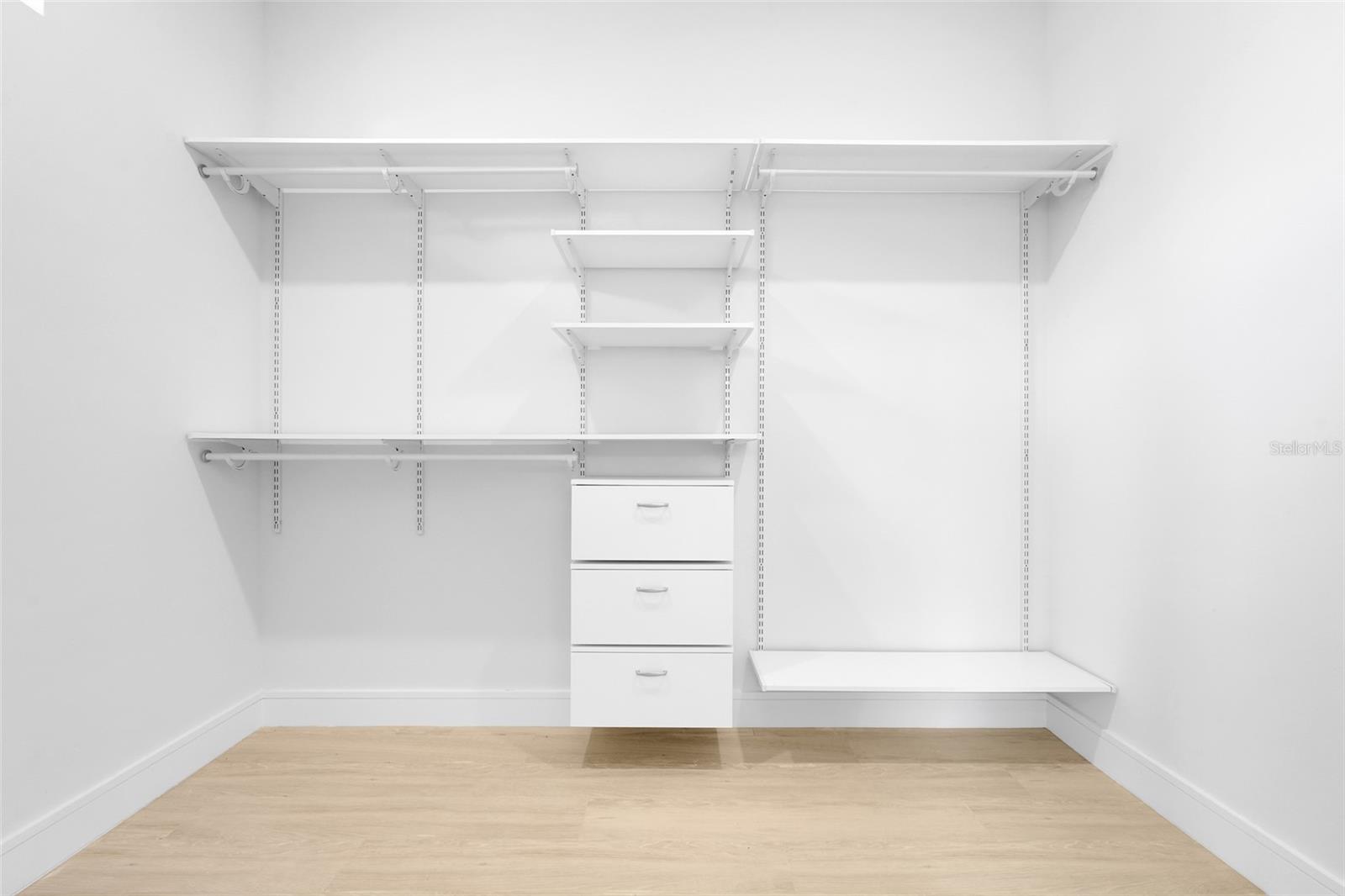 Image 31 of 55 For 3036 Kensington Avenue