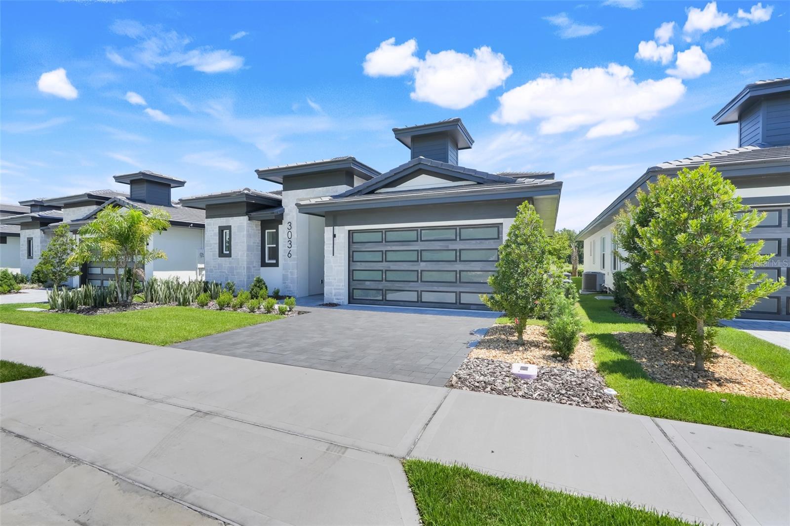 Image 7 of 55 For 3036 Kensington Avenue