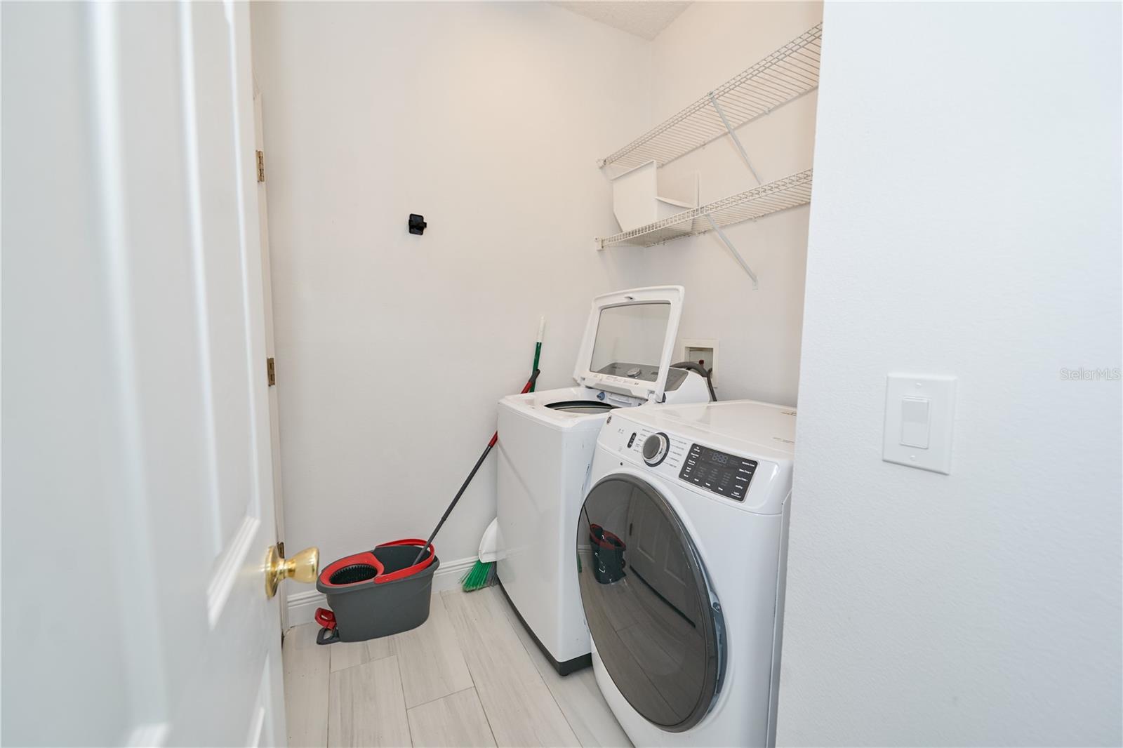 Image 27 of 74 For 15002 Warlick Court