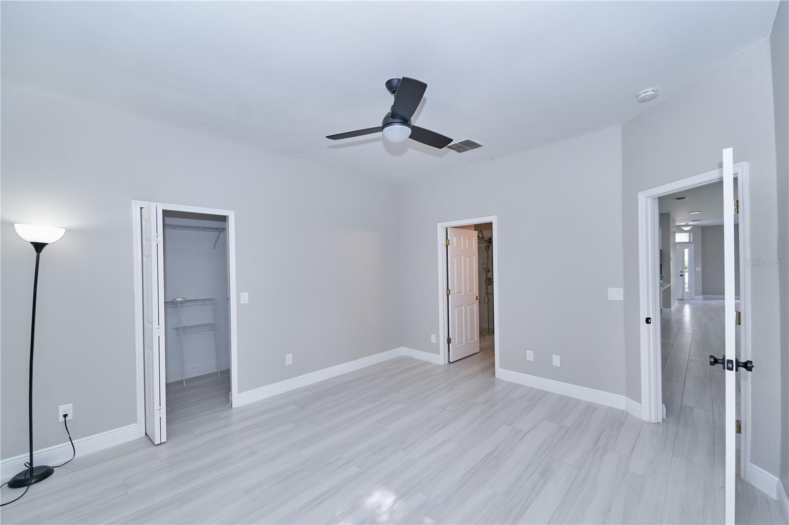 Image 31 of 74 For 15002 Warlick Court