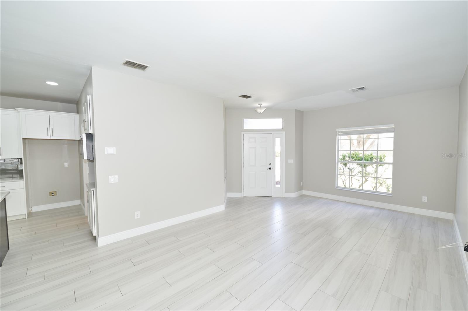 Image 9 of 74 For 15002 Warlick Court