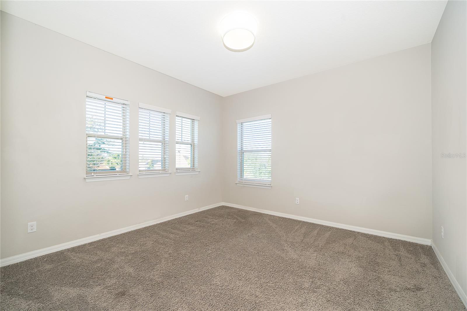 Image 26 of 36 For 14123 Larkspur Lake Drive