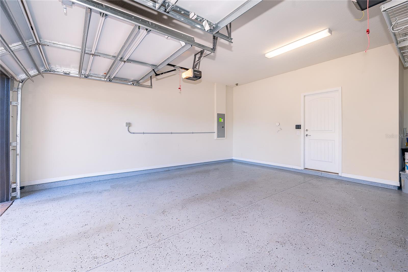 Image 33 of 36 For 14123 Larkspur Lake Drive