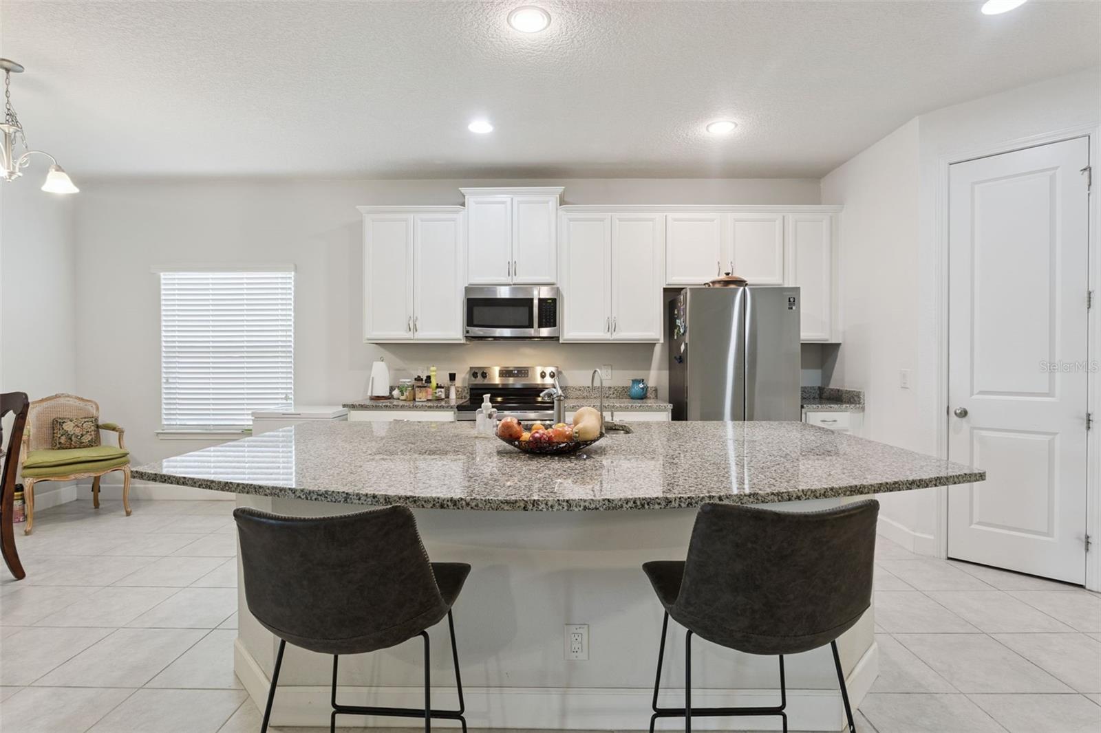 Image 14 of 49 For 523 Bellissimo Place