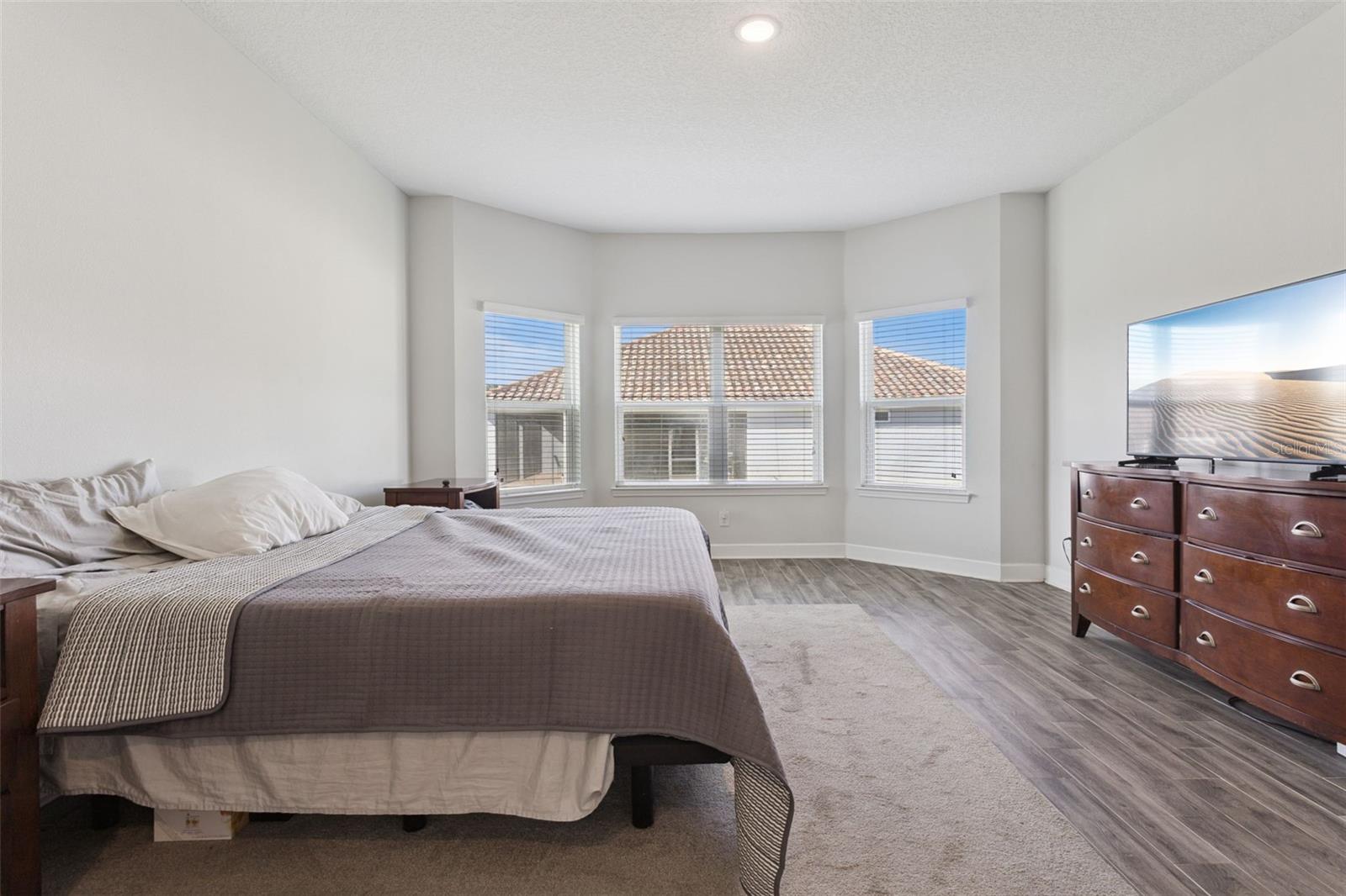 Image 17 of 49 For 523 Bellissimo Place