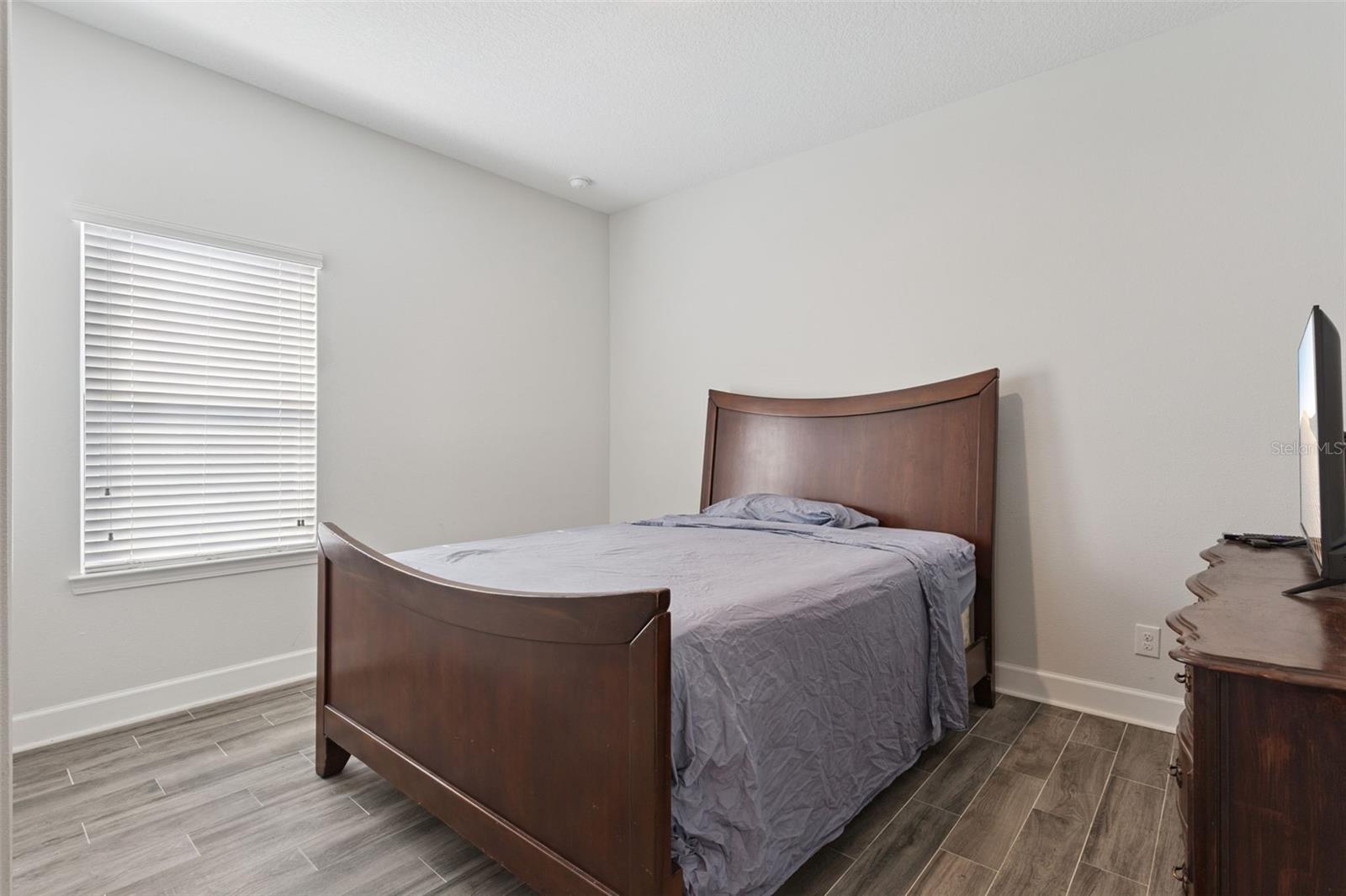 Image 19 of 49 For 523 Bellissimo Place