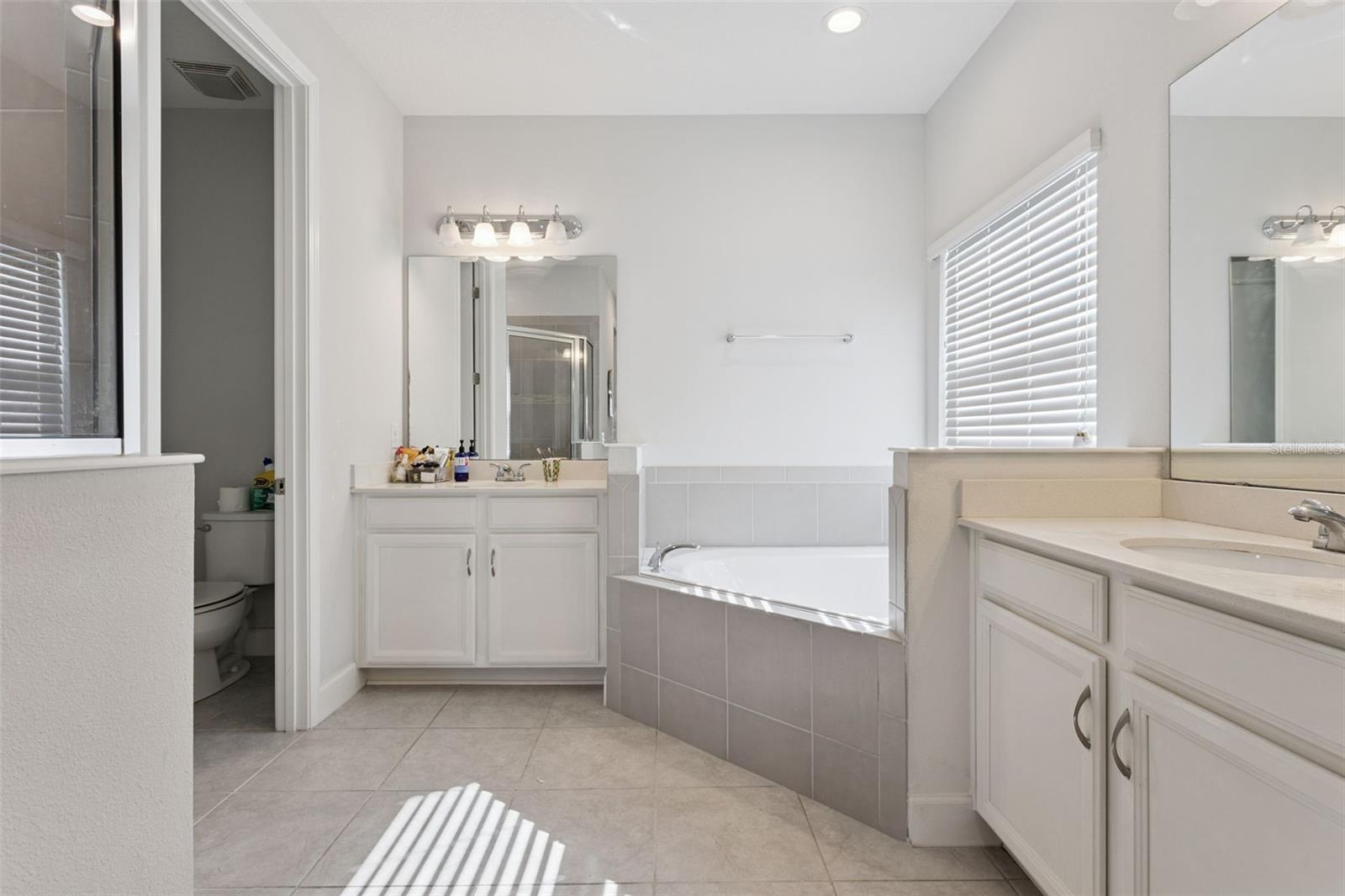 Image 28 of 49 For 523 Bellissimo Place