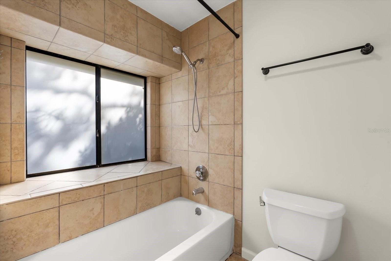 Image 12 of 17 For 1062 Weaver Drive