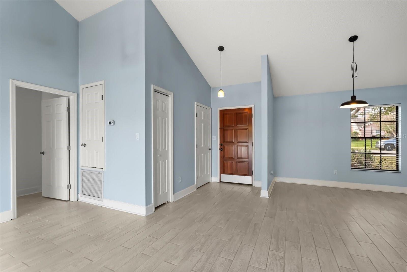 Image 3 of 17 For 1062 Weaver Drive