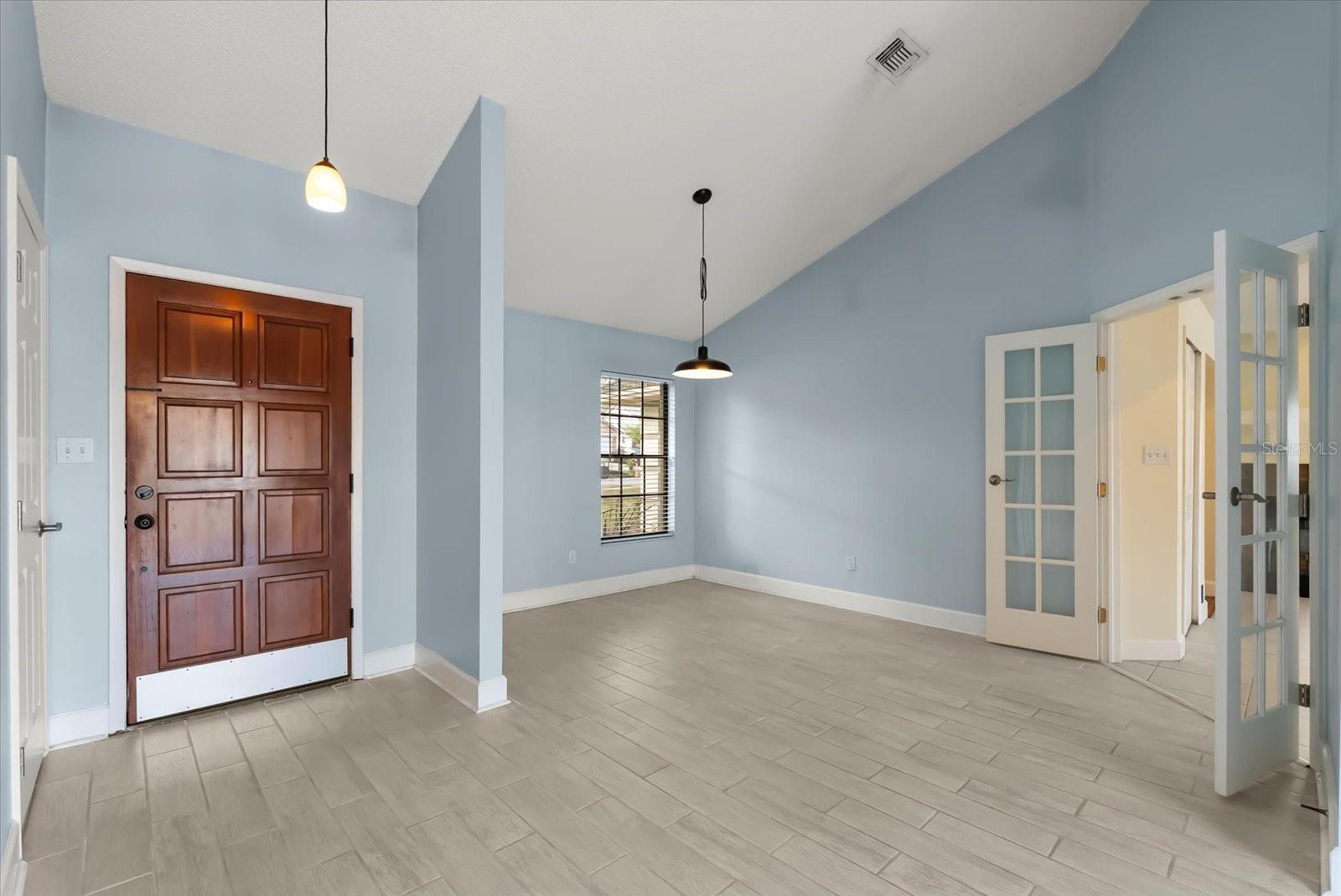 Image 4 of 17 For 1062 Weaver Drive