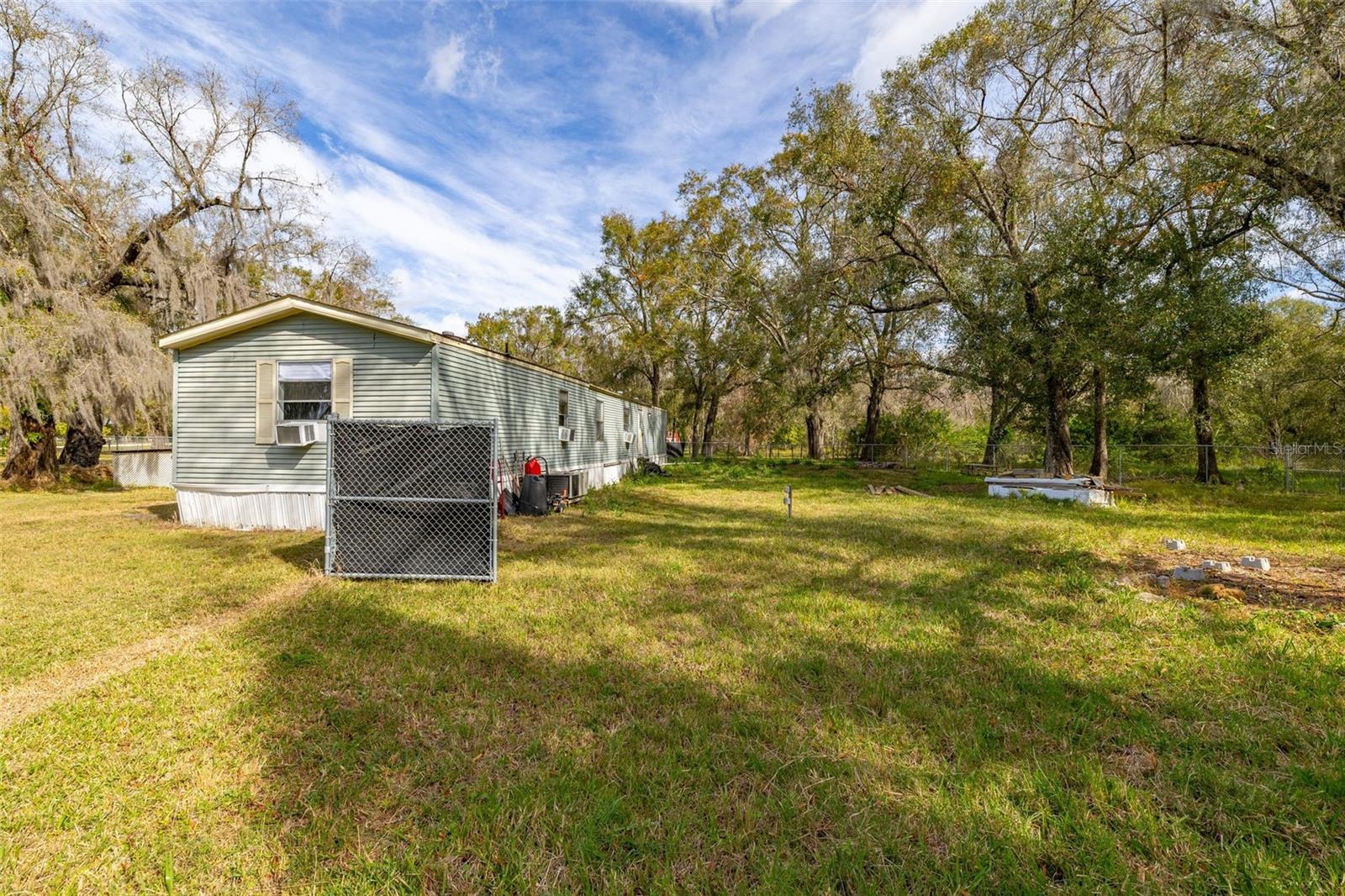 Image 38 of 47 For 550 Saddle Bag Lane