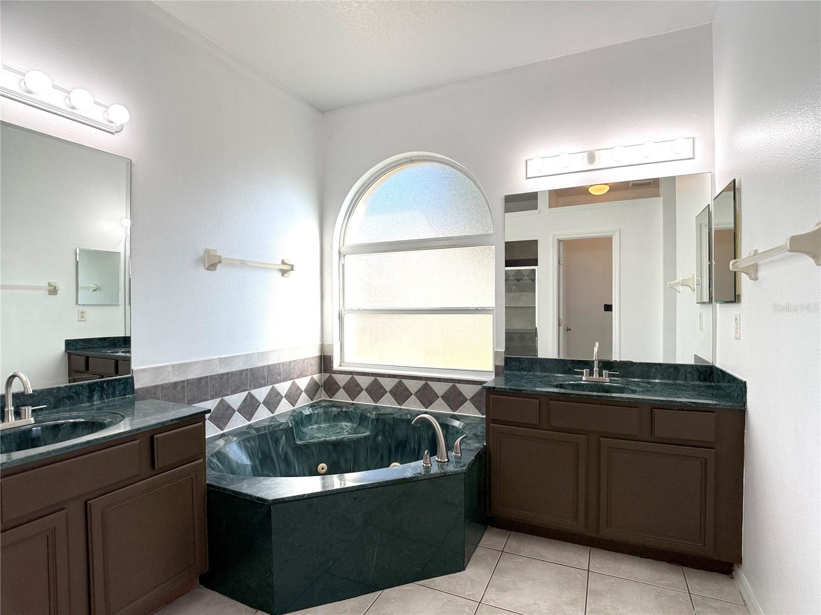 Image 20 of 42 For 14701 Timucua Place