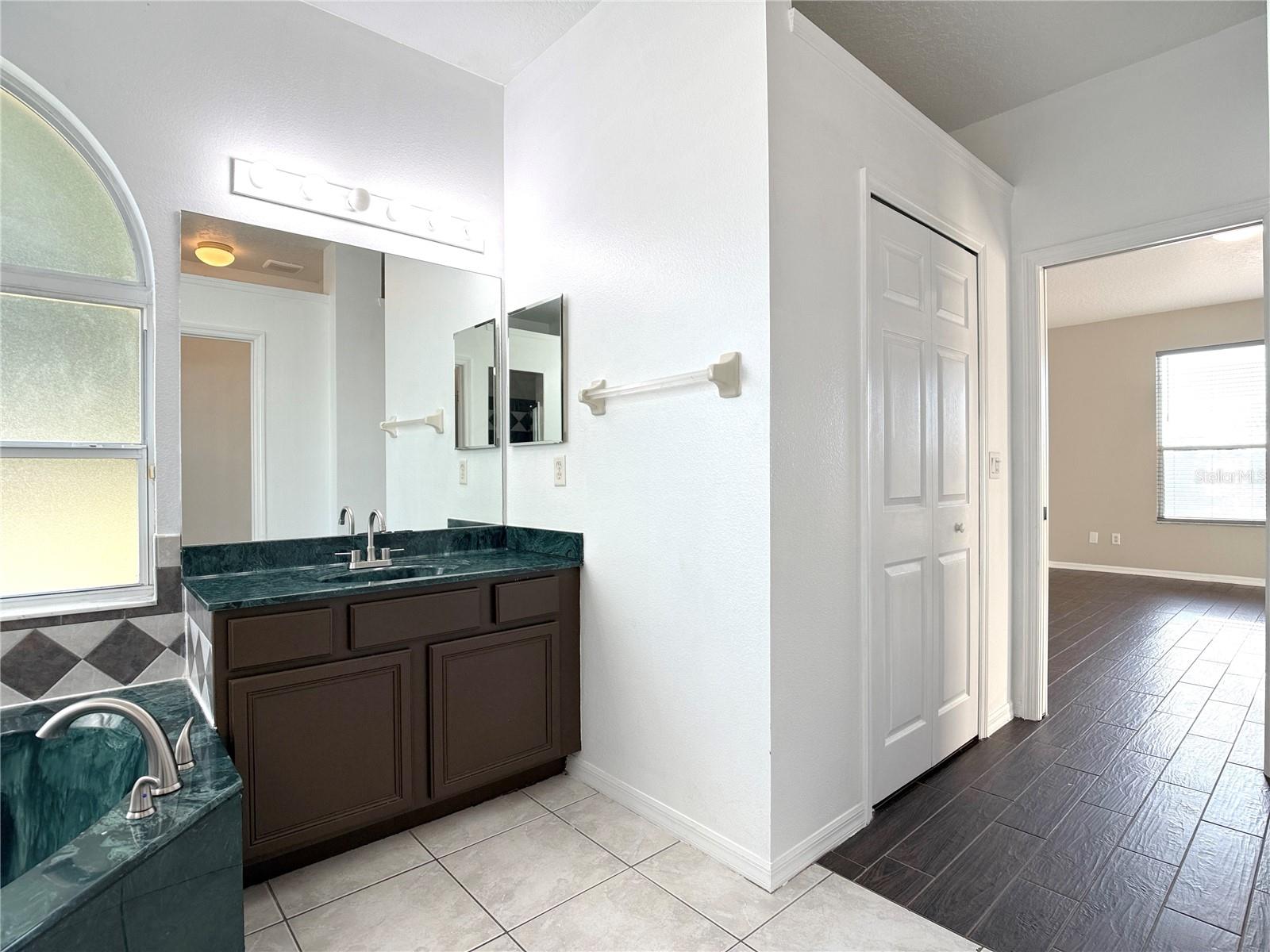 Image 23 of 42 For 14701 Timucua Place