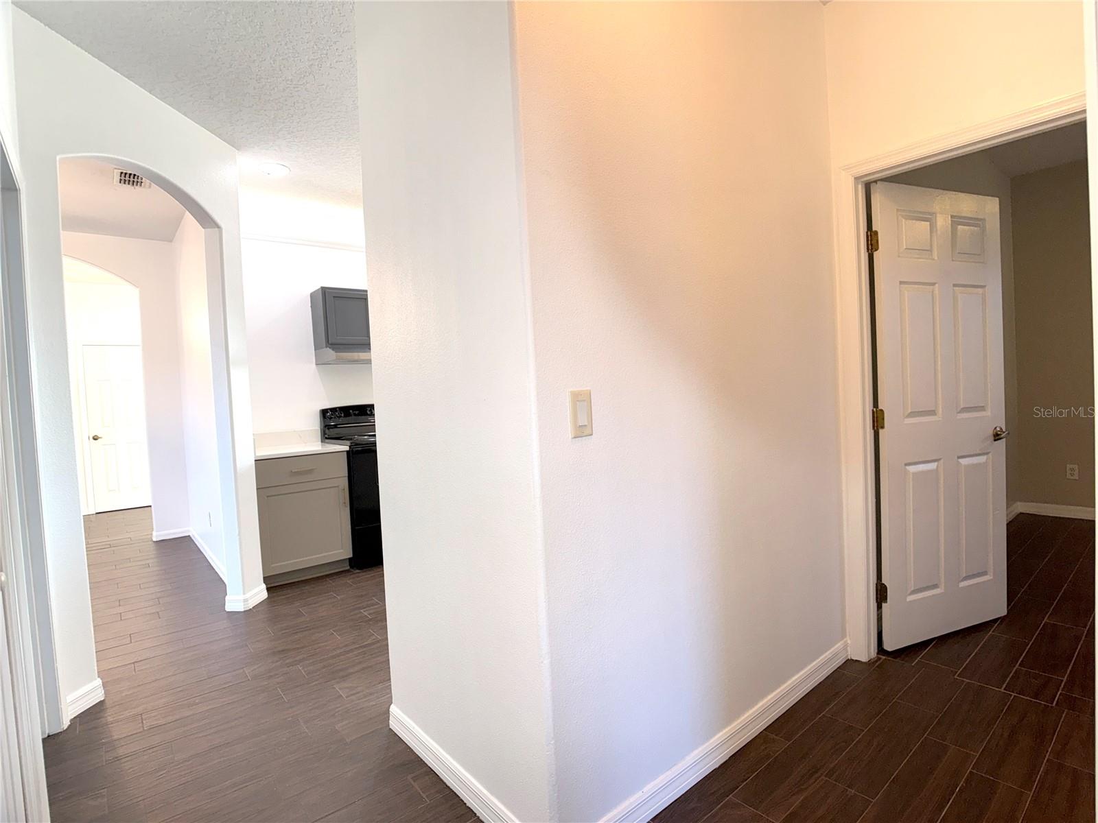 Image 27 of 42 For 14701 Timucua Place