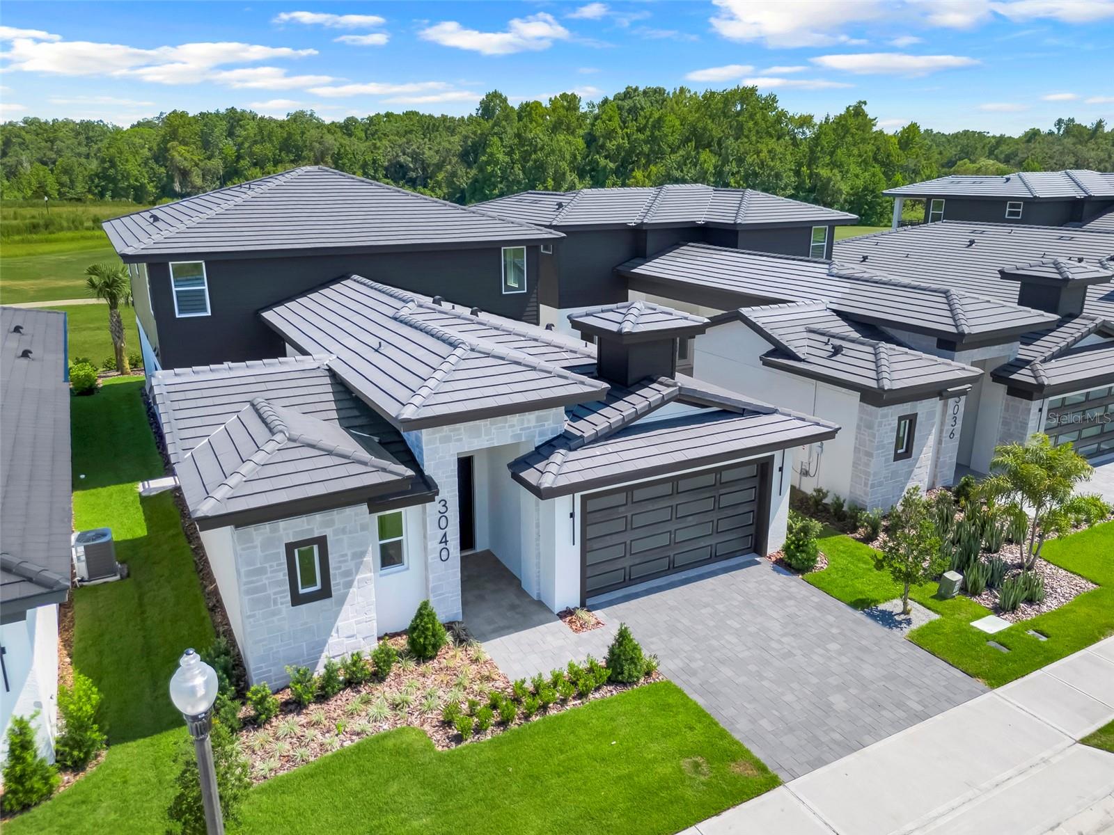 Image 12 of 55 For 3040 Kensington Avenue