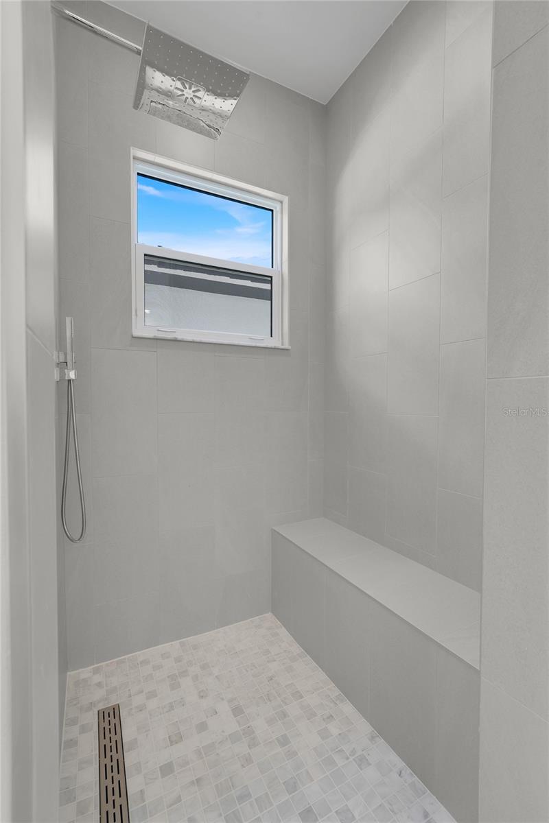 Image 44 of 55 For 3040 Kensington Avenue