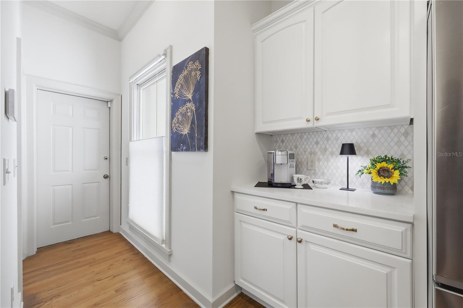 Image 25 of 93 For 8513 Bay Hill Boulevard