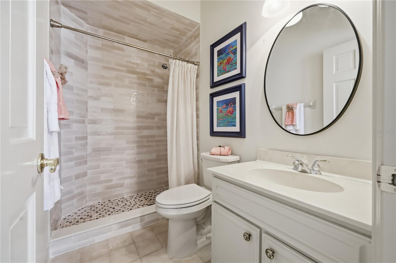 Image 47 of 93 For 8513 Bay Hill Boulevard