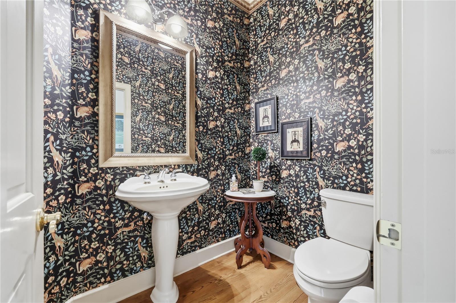 Image 54 of 93 For 8513 Bay Hill Boulevard