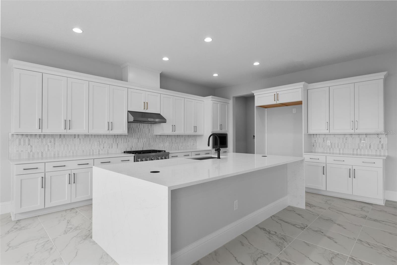 Image 6 of 34 For 16708 Bolsena Drive