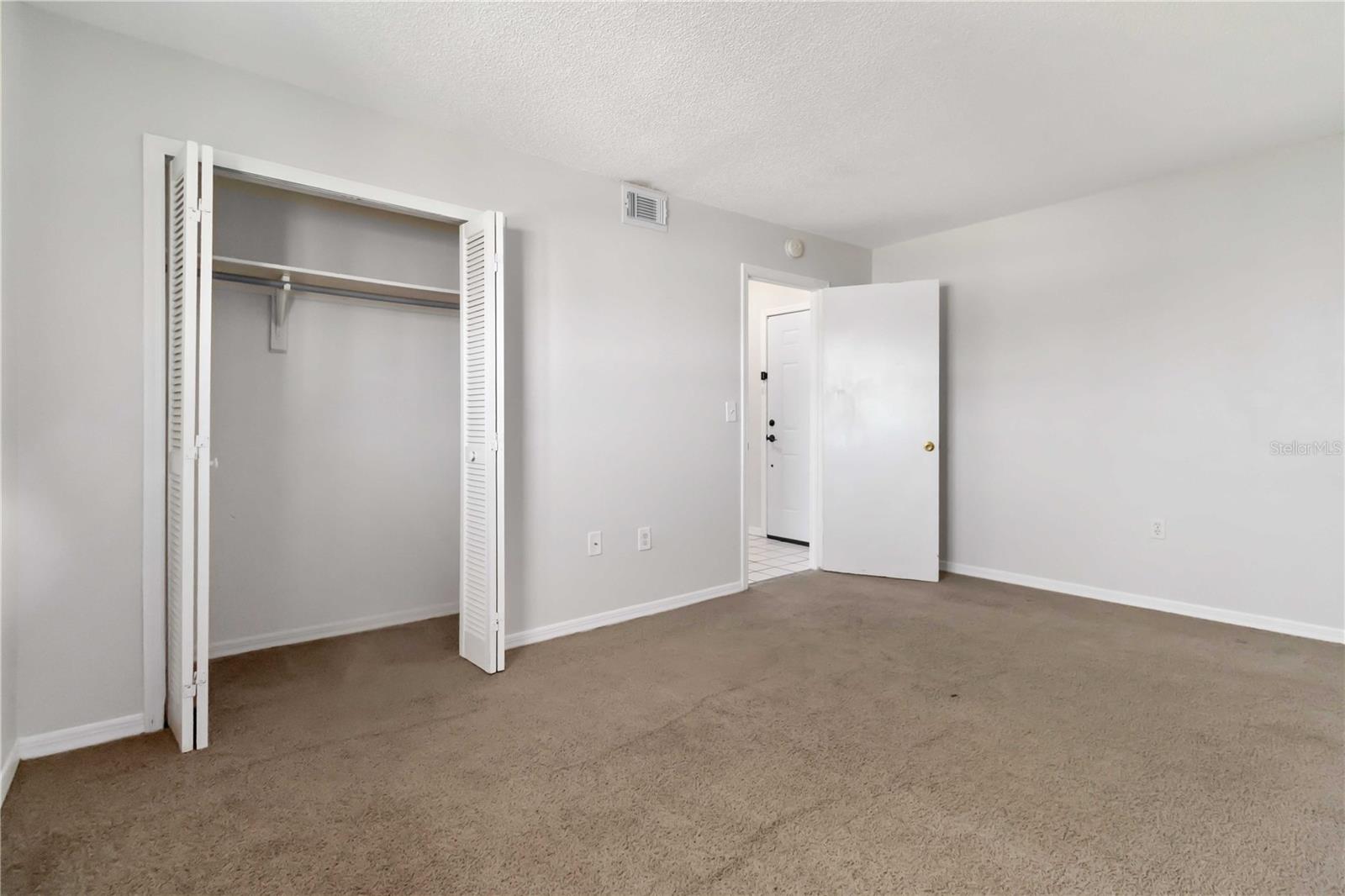 Image 12 of 42 For 5807 Atlantic Avenue 421