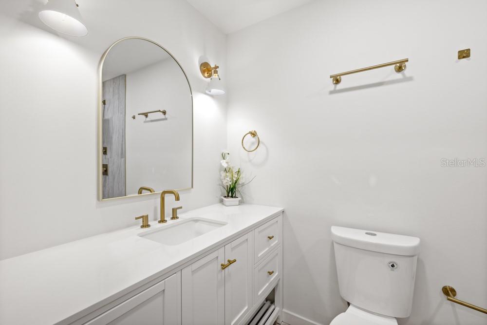 Image 16 of 45 For 1055 Kensington Park Drive 205