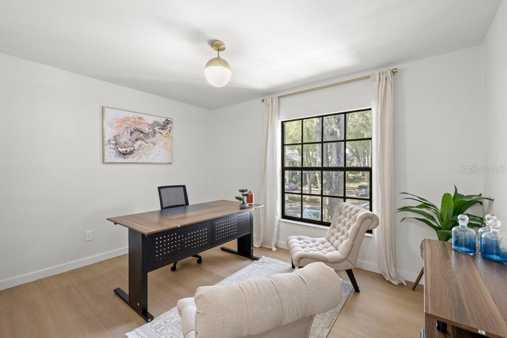 Image 17 of 45 For 1055 Kensington Park Drive 205