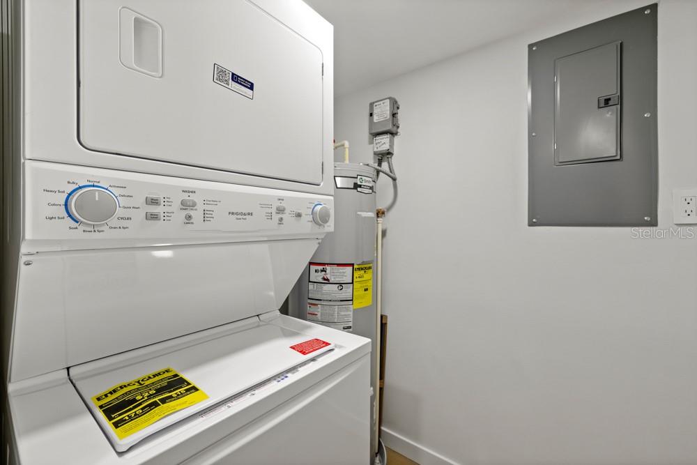 Image 20 of 45 For 1055 Kensington Park Drive 205