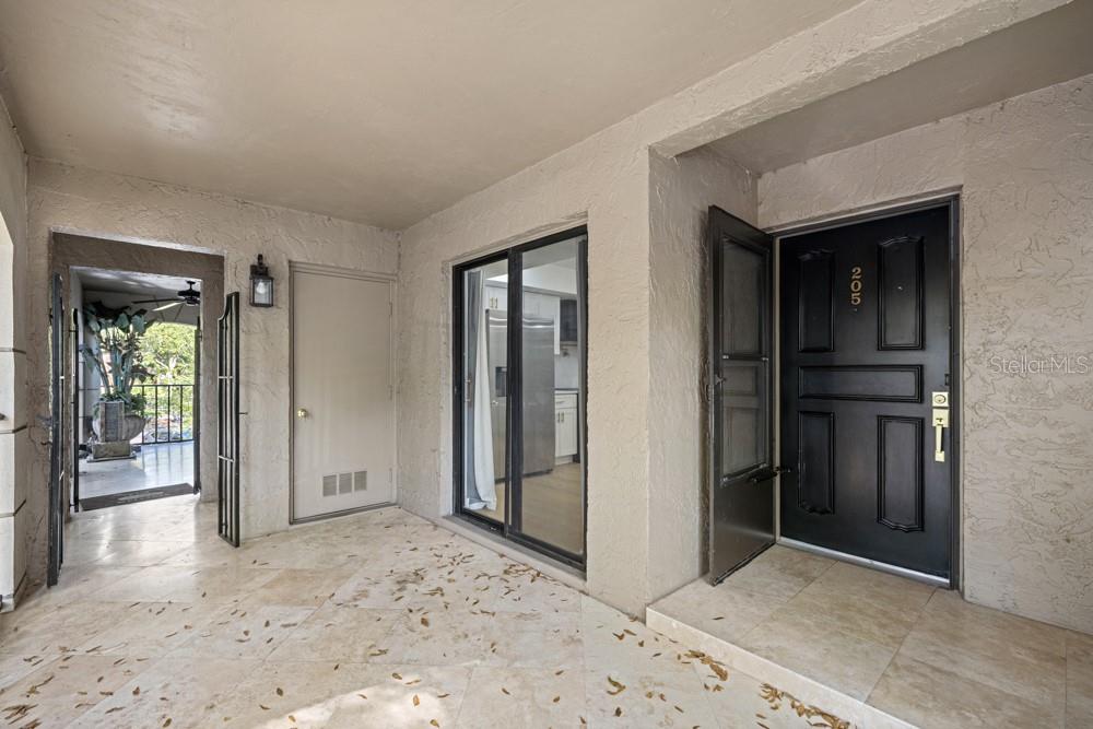 Image 26 of 45 For 1055 Kensington Park Drive 205