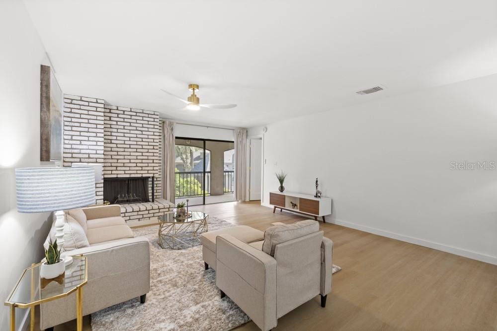 Image 5 of 45 For 1055 Kensington Park Drive 205