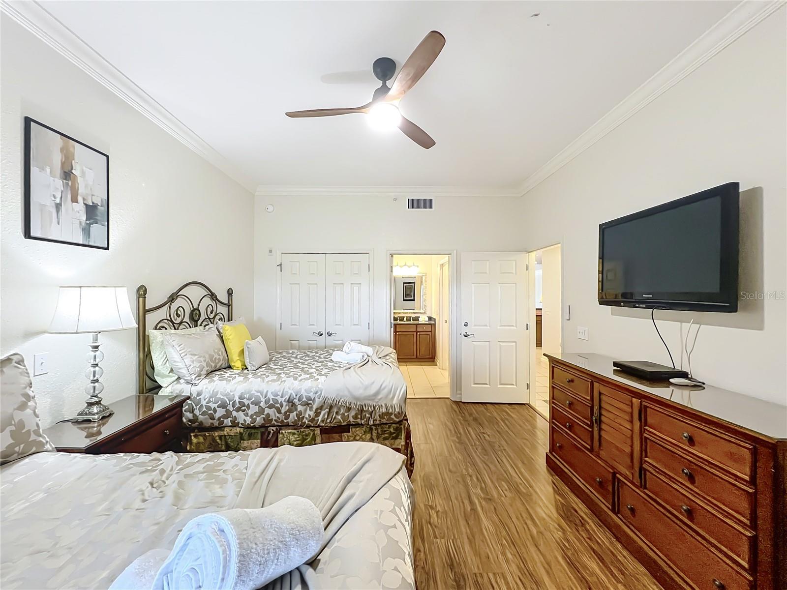 Image 28 of 65 For 7660 Whisper Way 402