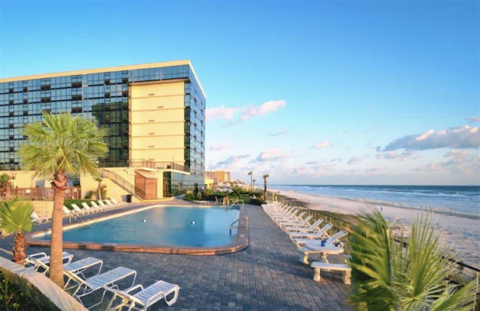 Image 2 of 13 For 1909 Atlantic Avenue 520