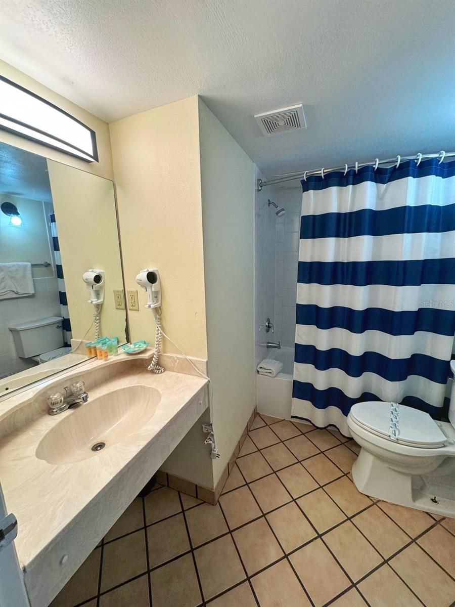 Image 8 of 13 For 1909 Atlantic Avenue 520