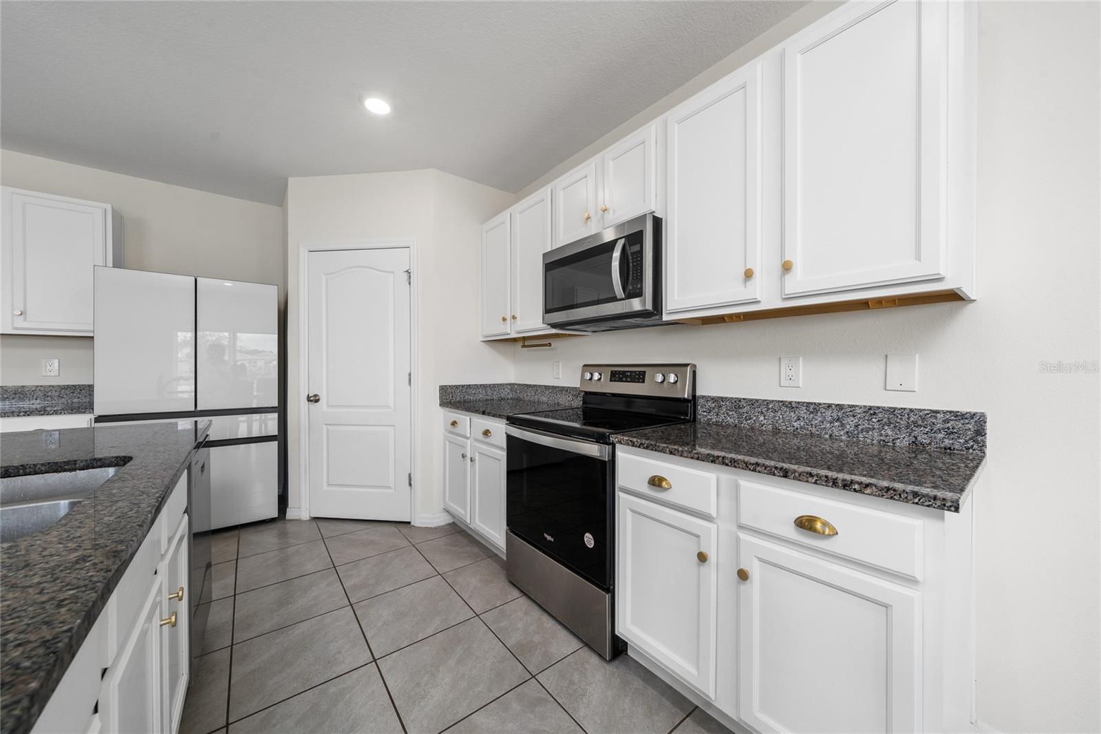 Image 3 of 30 For 3699 Giorgio Drive