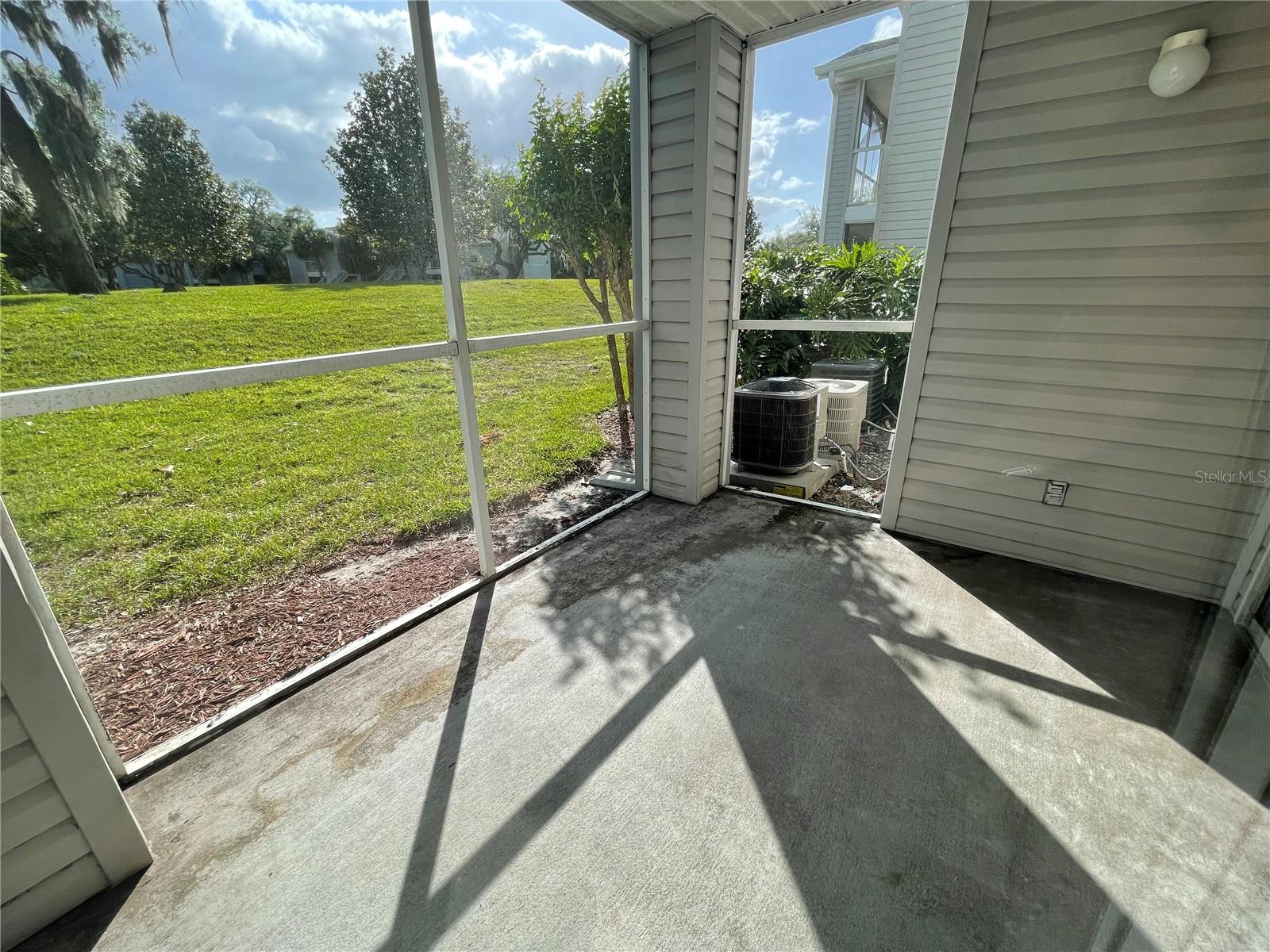 Image 8 of 9 For 711 Sugar Bay Way 113