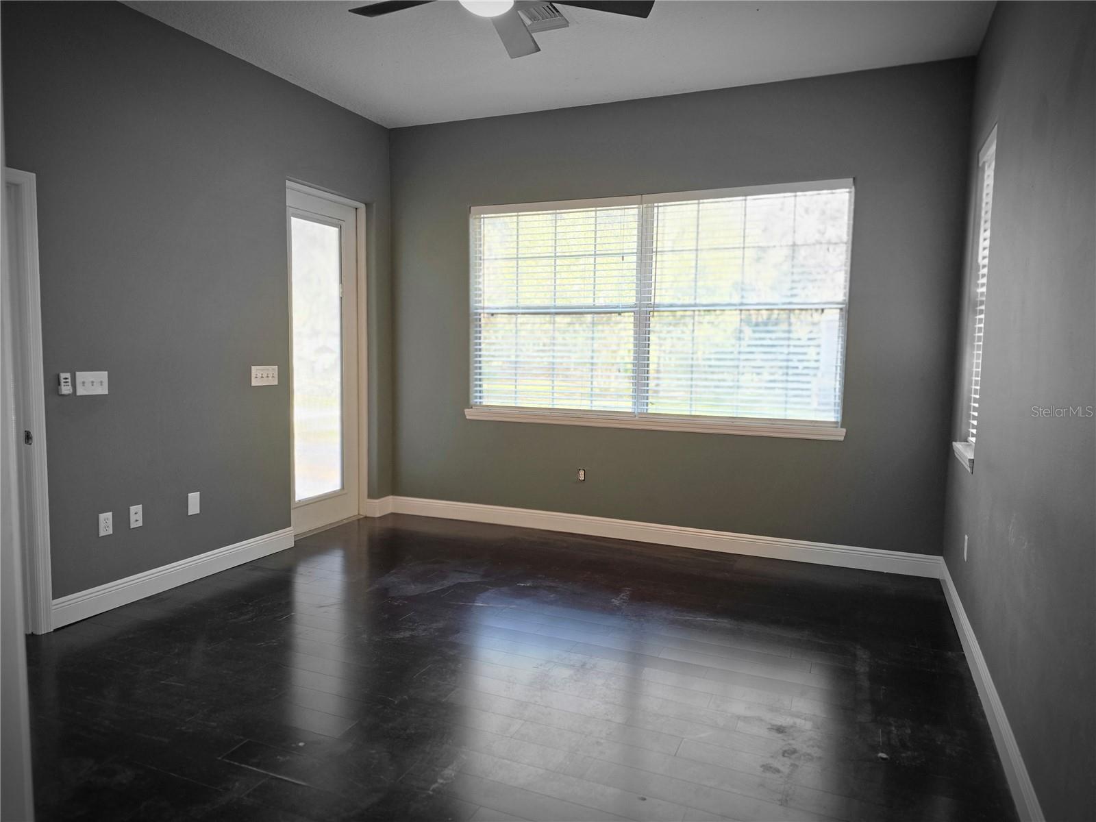 Image 14 of 31 For 27410 Yalaha Cut Off Road