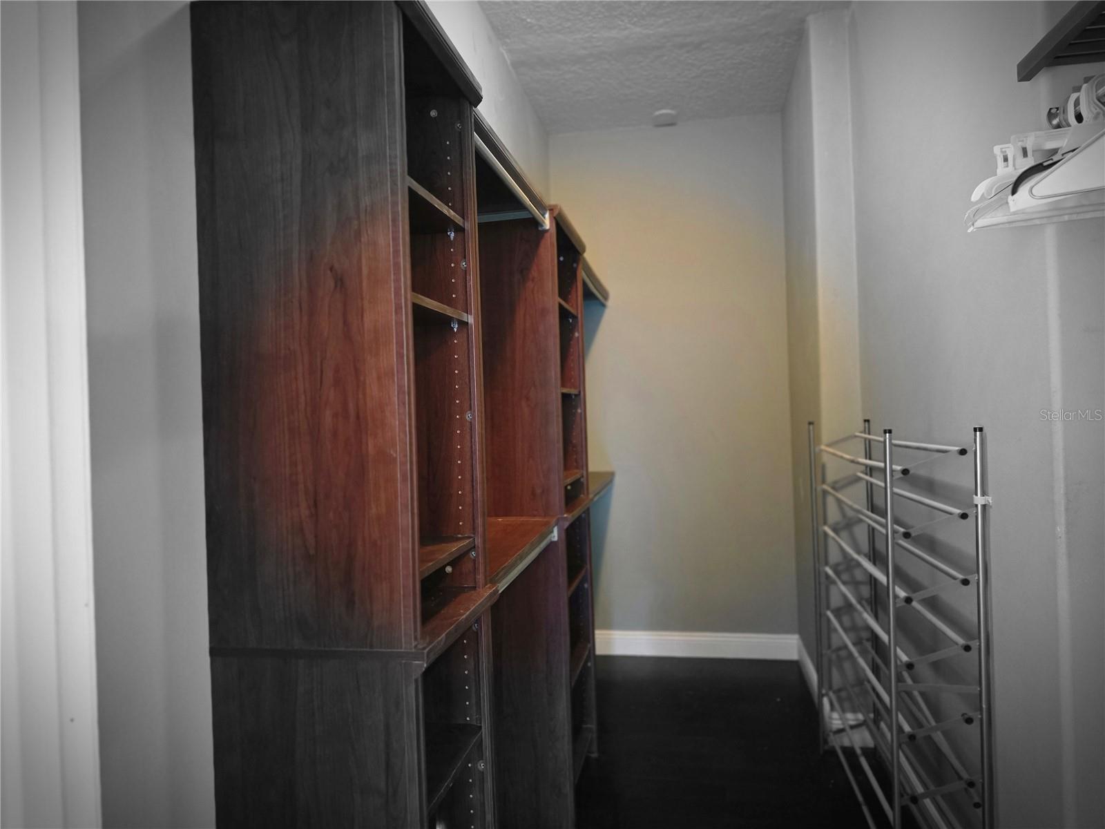 Image 17 of 31 For 27410 Yalaha Cut Off Road