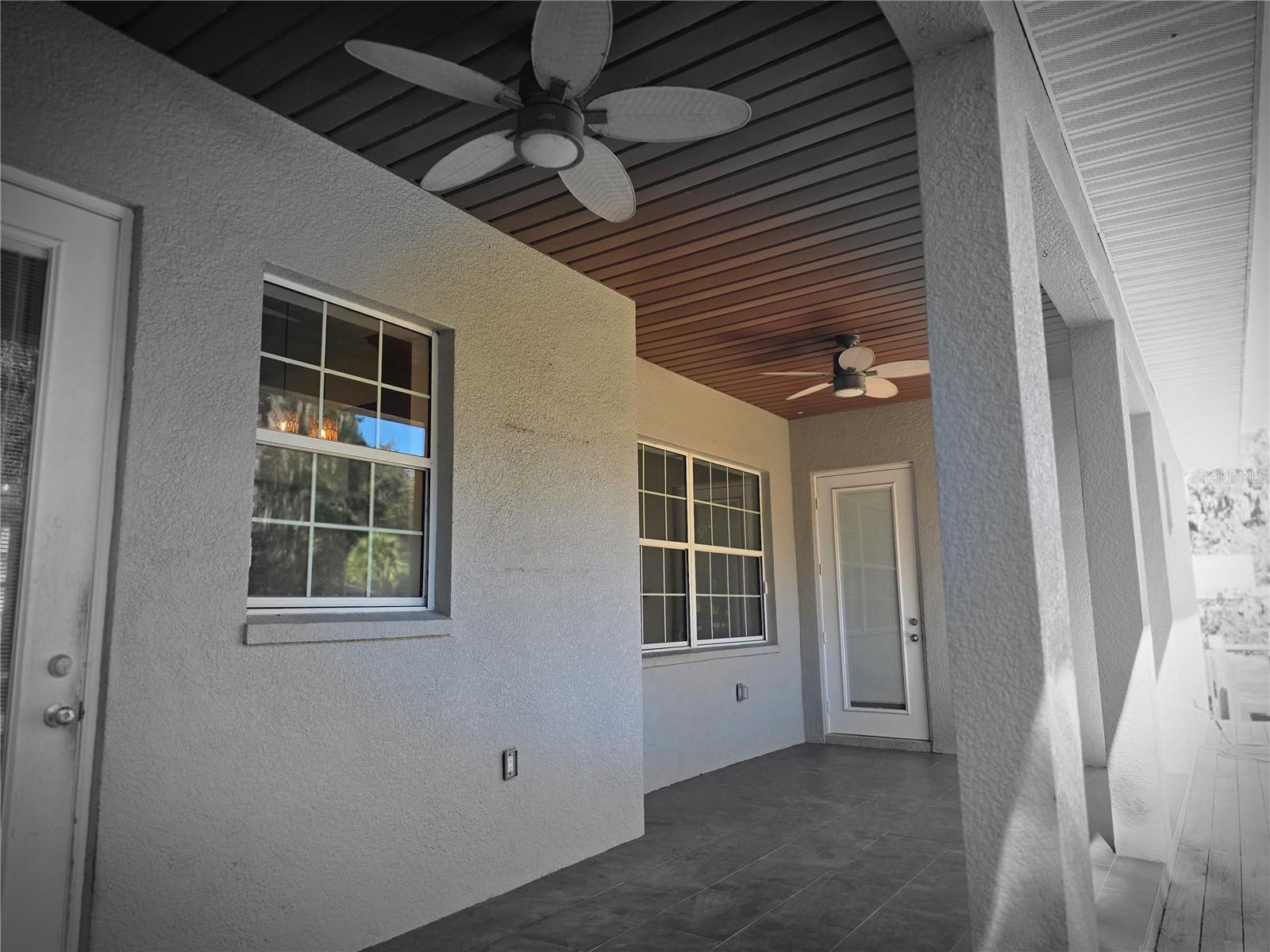 Image 22 of 31 For 27410 Yalaha Cut Off Road