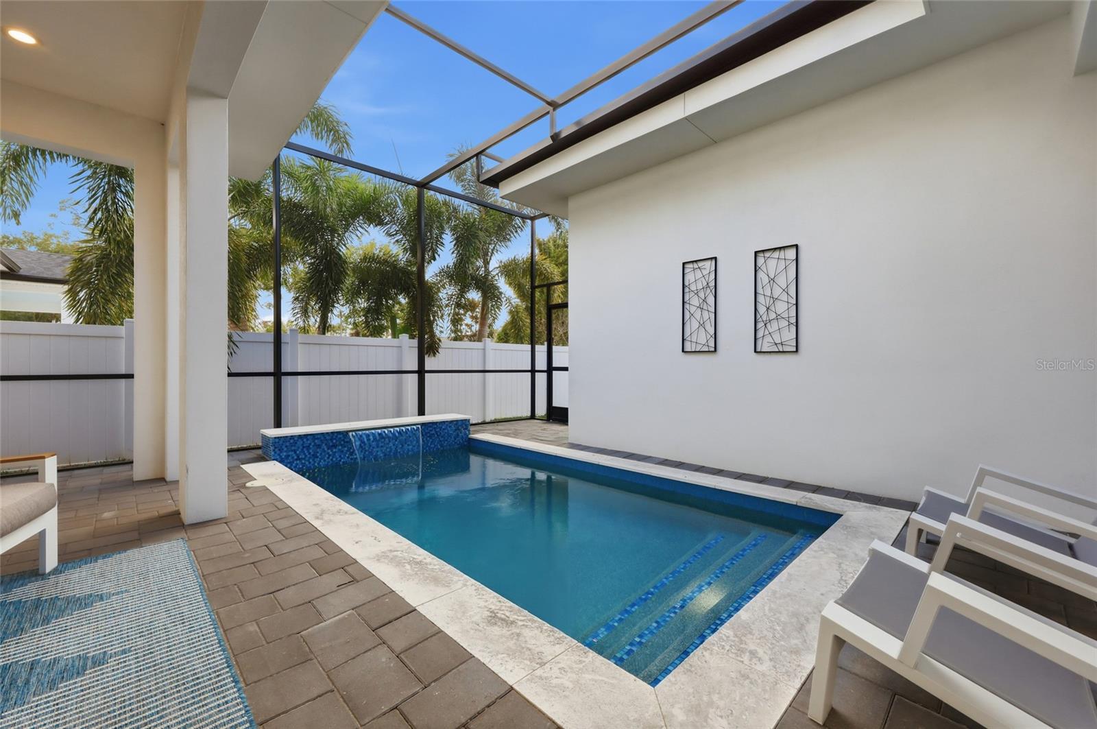 Image 34 of 41 For 952 La Salle Avenue