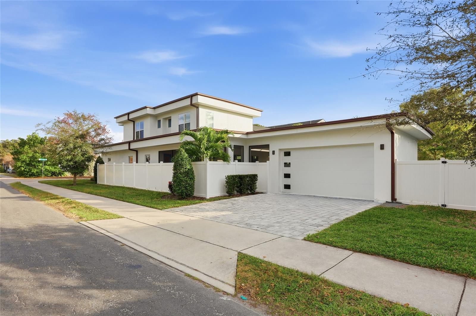 Image 41 of 41 For 952 La Salle Avenue