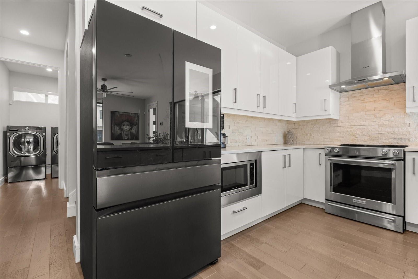 Image 11 of 43 For 1049 Kentucky Avenue