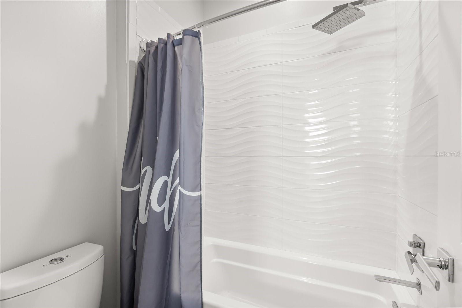 Image 30 of 43 For 1049 Kentucky Avenue