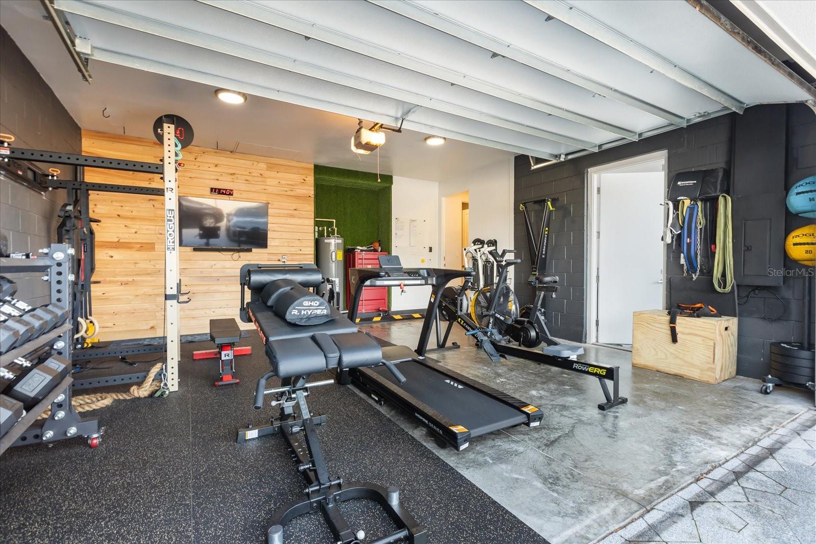 Image 36 of 43 For 1049 Kentucky Avenue