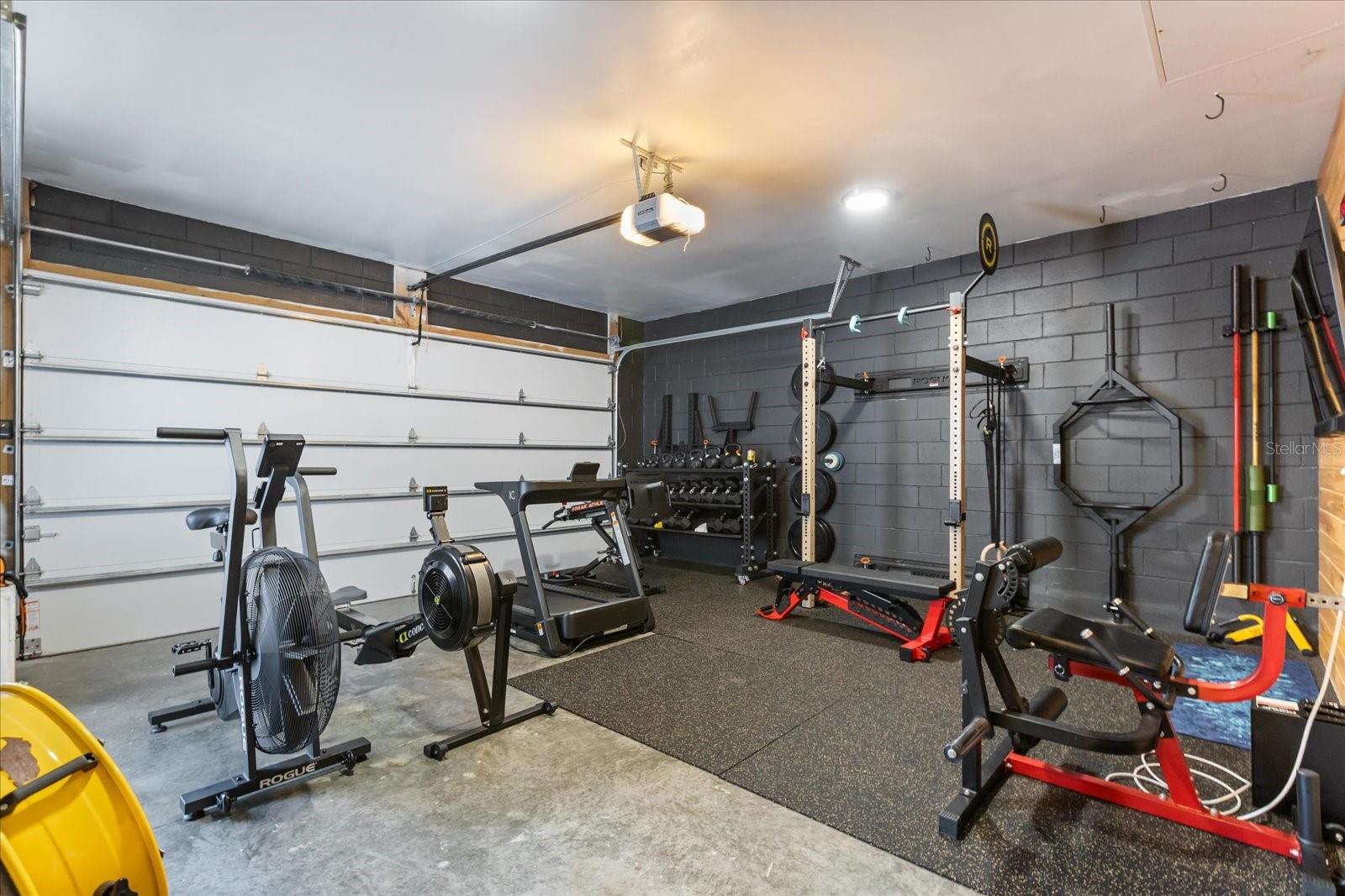 Image 38 of 43 For 1049 Kentucky Avenue