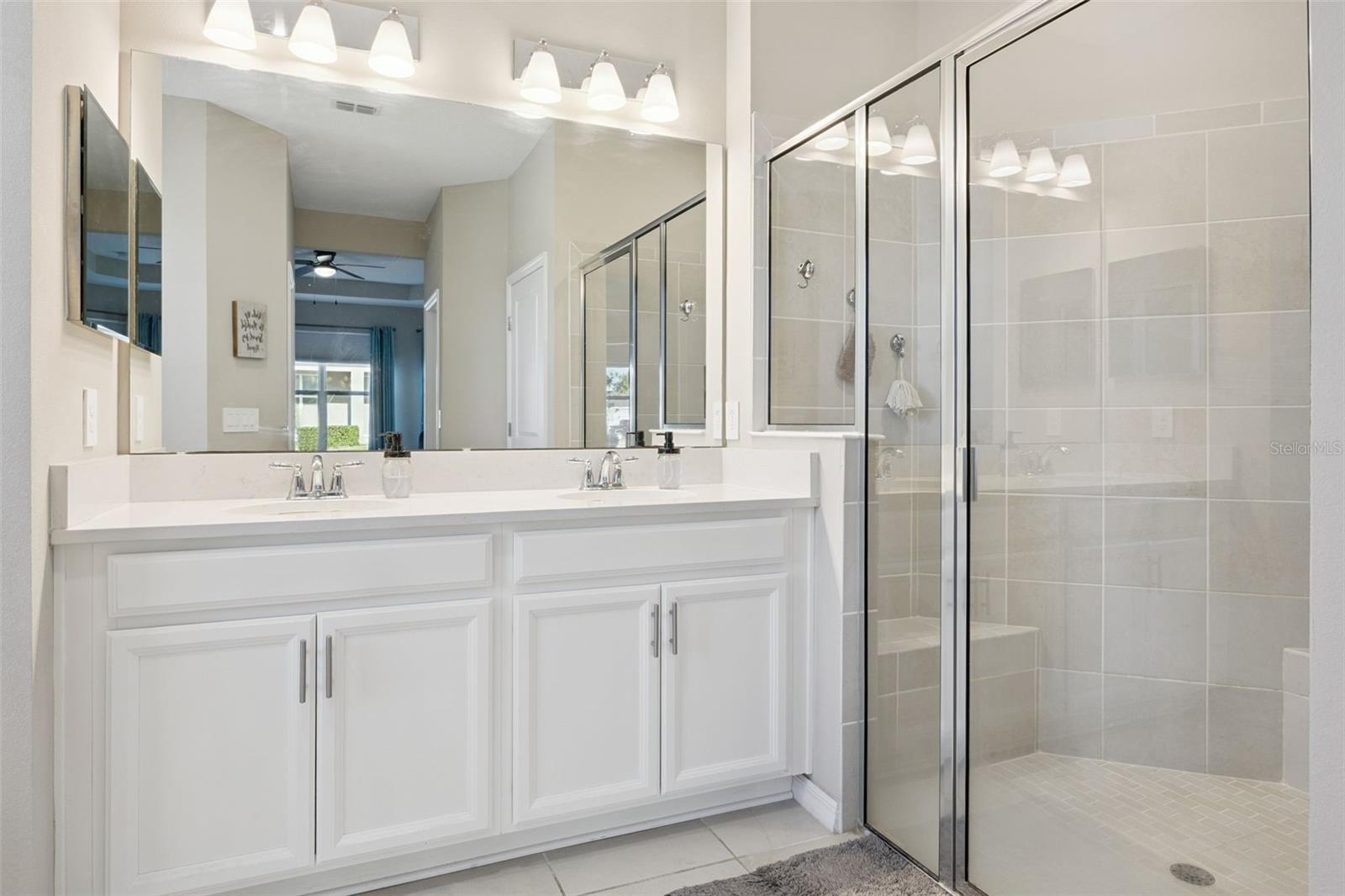 Image 26 of 46 For 3040 High Pointe Street