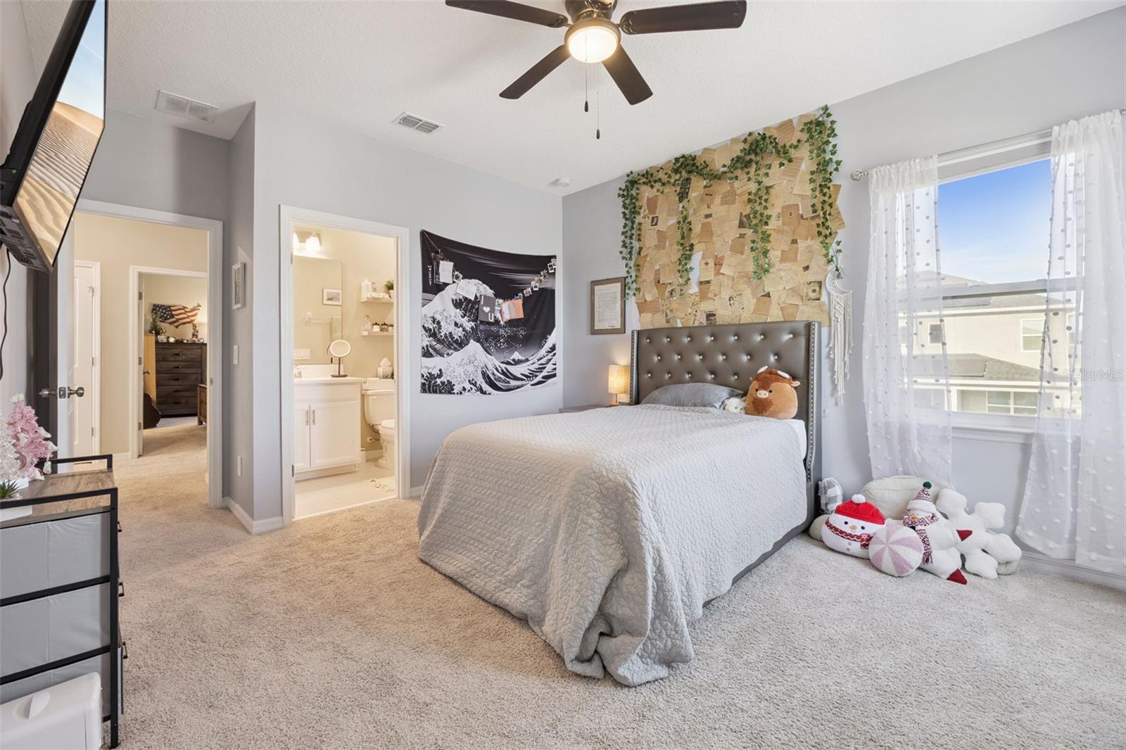 Image 32 of 46 For 3040 High Pointe Street