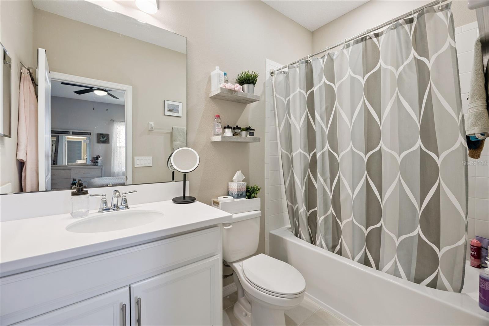 Image 33 of 46 For 3040 High Pointe Street