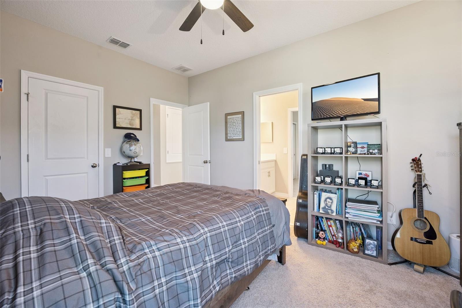 Image 35 of 46 For 3040 High Pointe Street